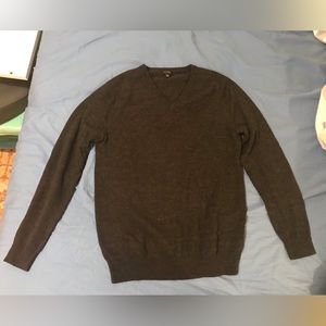 J. Crew merino sweater v-neck men’s XS dark grey